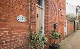 Pelican Cottage, Aldeburgh